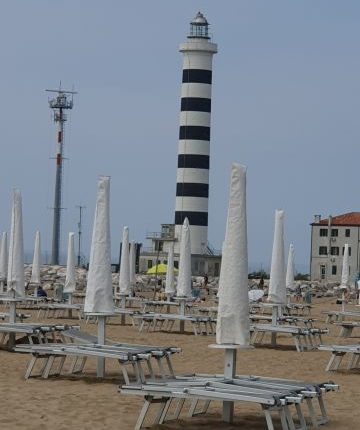 Leuchtturm am Hafen